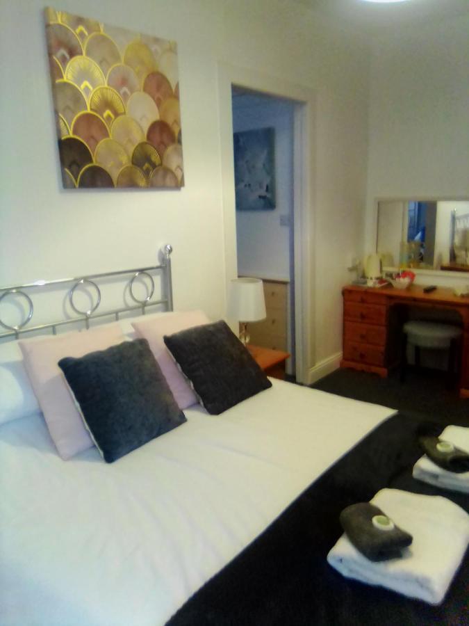 The Braeside Families And Couples Bed and Breakfast Blackpool Esterno foto